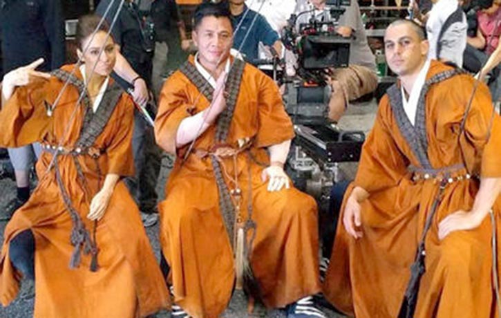Cung chilling with his co stars on the set of Into the Badlands