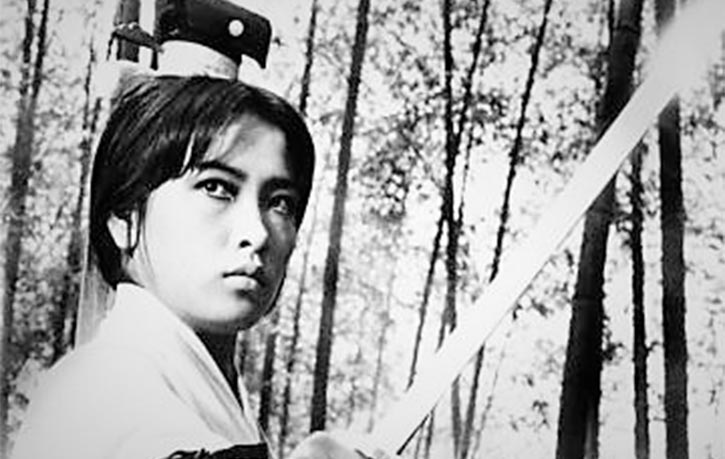 Feng Hsu as Yang is an adept martial heroine