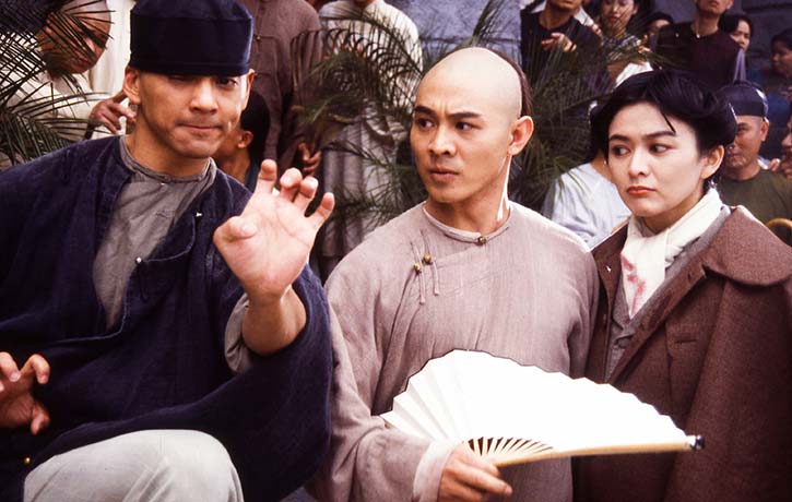 Wong and 13th Aunt are unimpressed with Leungs kung fu