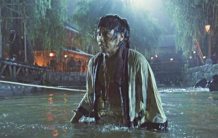 Sanosuke ends up wet rather than fighting the army