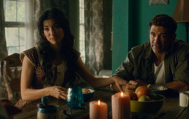 Bren reunites with his frequent co star Tania Raymonde in Mexicali.