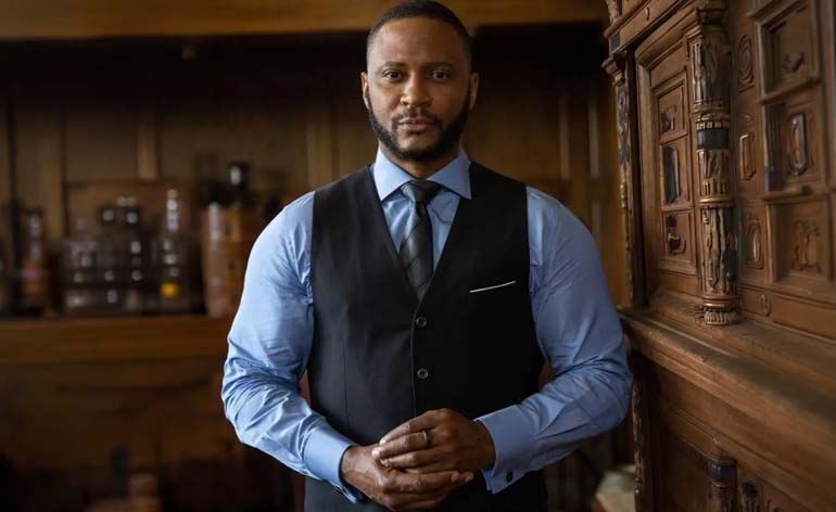 David Ramsey brings his all to Legend of the White Dragon David Ramsey brings his all to Legend of the White Dragon